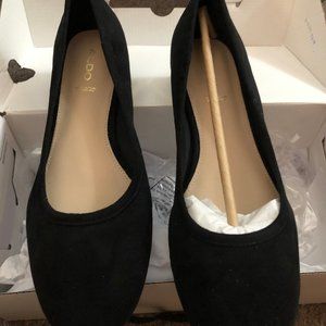 NIB Black Suede Aldo Ballet Flats Size 9